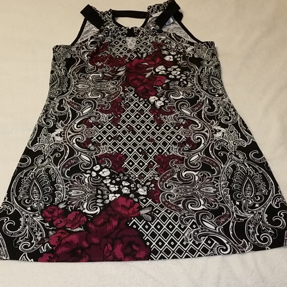 White House Black Market Sleeveless Tunic